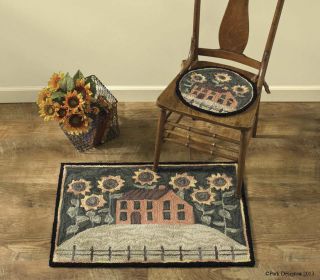 House and Sunflowers Hooked Chair Pad